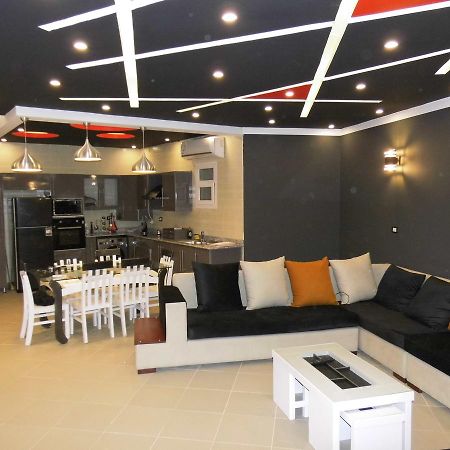 Three-Bedroom Apartment At Louly Beach Resort 艾因苏赫纳 外观 照片